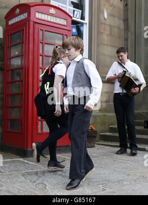 Les gens dansant pendant le Clogfest, le rassemblement national pour la communauté de STEP CLOG qui a lieu à Skipton pendant le deuxième week-end de juillet. Banque D'Images