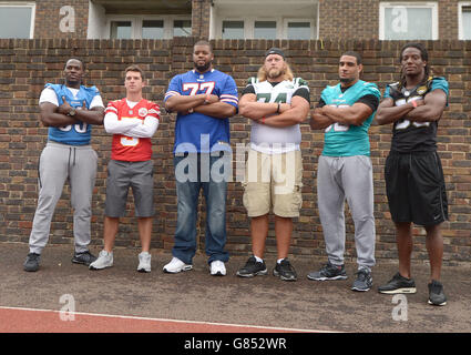 (Gauche-droite) Detroit Lions Running Back, Jique Bell, Kansas City Chiefs Kicker, Cairo Santos, Buffalo Bills Tackle, Cordy Glenn, New York Jets Center Nick Mangold, Miami Dolphins défensive end, Olivier Vernon et Jacksonville Jaguars Safety, Sergio Brown lors de la Journée internationale des médias de la série au Black Prince Community Hub, Londres. Banque D'Images