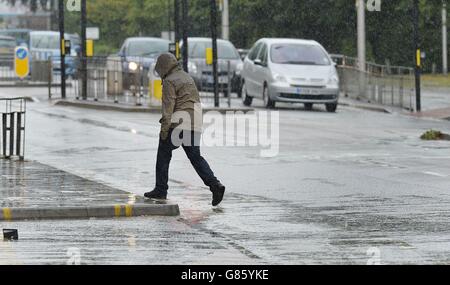 Un dimanche matin pluvieux à Woodford, au nord-est de Londres. Banque D'Images