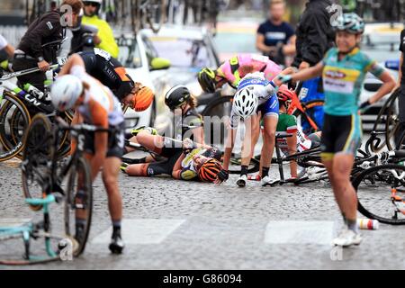 Cyclisme - 2015 La Course des femmes par le Tour - Paris Champs-Elysées Banque D'Images