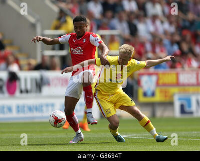 Sky Bet Championship Soccer - - Rotherham United v MK Dons - AESSEAL New York Stadium Banque D'Images