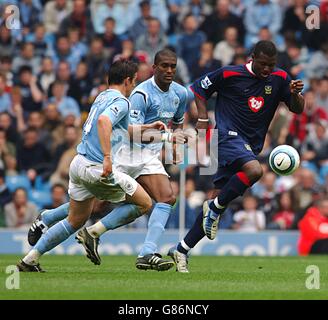 Soccer - FA Barclays Premiership - Manchester City v Portsmouth - Ville de Manchester Stadium Banque D'Images