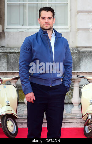 Henry Cavill assiste à la première britannique de The Man from Oncle à Somerset House, Londres. APPUYEZ SUR ASSOCIATION photo. Date de la photo : vendredi 7 août 2015. Le crédit photo devrait se lire comme suit : Ian West/PA Wire Banque D'Images