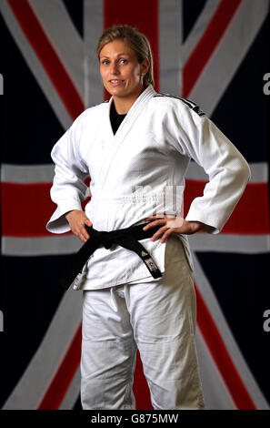 Grande-Bretagne judo athlète et 2012 médaillé d'argent olympique Gemma Gibbons lors de la séance photo au Centre d'excellence de l'Université de Wolverhampton. Banque D'Images