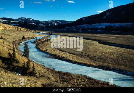 Colorado USA Rio Grande River congelés Entre South Fork et Creede minéral City Banque D'Images