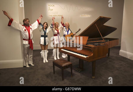 ABBA piano à vendre aux enchères Banque D'Images