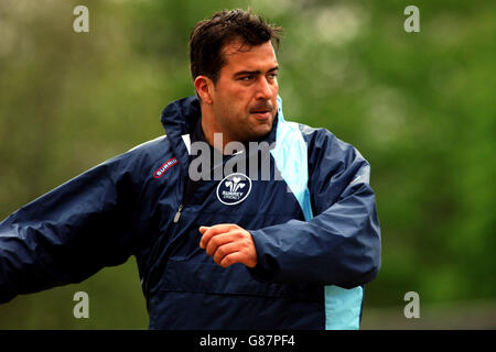 Cricket - Cheltenham & Gloucester Trophée - Premier tour - Staffordshire v Surrey - Leek Banque D'Images