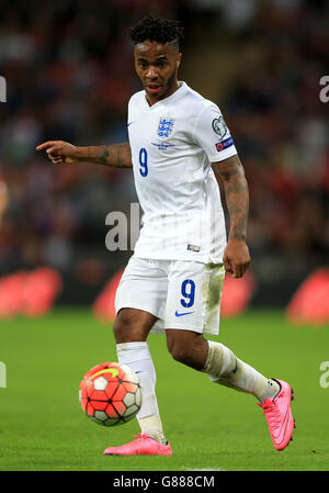 Football - UEFA Euro 2016 - qualification - Groupe E - Angleterre / Suisse - Stade Wembley.Raheem Sterling en Angleterre lors du match de qualification européen de l'UEFA au stade Wembley, Londres. Banque D'Images