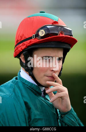 Courses hippiques - 2015 Ladbrokes St Leger Festival - troisième jour - courses de Doncaster. William Buick, jockey Banque D'Images