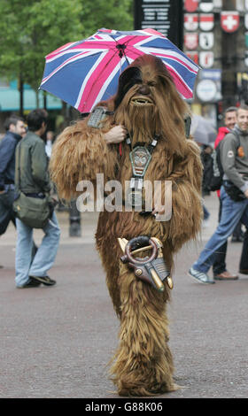 Star Wars Episode 3 - La Revanche des Sith - UK Premiere - Leicester Square Banque D'Images