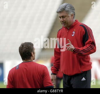 Football - Ligue des Champions - Final - AC Milan v Liverpool - Milan AC - Stade Olympique Atatürk Formation Banque D'Images