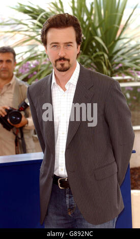 Festival du film de Cannes 2005 - Photocall for 'Duwn in the Valley' - Riveria Terrace Palais des Festival. Edward Norton. Banque D'Images