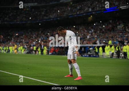 Cristiano Ronaldo, du Real Madrid, célèbre son premier but Peine de place pendant son tour de chapeau contre Shakhtar Donestsk Banque D'Images