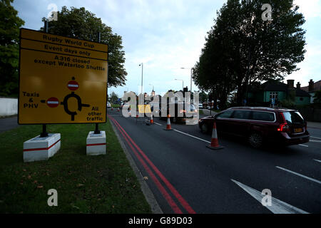 Rugby Union - coupe du monde de Rugby 2015 - piscine A - Fidji / Angleterre - Stade de Twickenham.Vue générale des restrictions de circulation et des détournements avant le match de la coupe du monde de rugby au stade de Twickenham, Londres. Banque D'Images