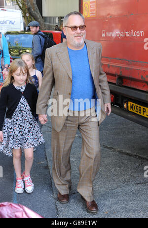 Vic Reeves arrive au spectacle d'origine Hunter dans le cadre des défilés de la London Fashion week SS16. Le crédit photo doit indiquer Edward Smith/PA showbiz Banque D'Images