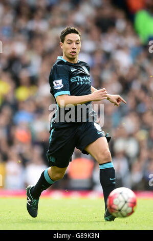 Samir Nasri de Manchester City en action lors du match de la Barclays Premier League à White Hart Lane, Londres. APPUYEZ SUR ASSOCIATION photo. Date de la photo: Samedi 26 septembre 2015. Voir PA Story FOOTBALL Tottenham. Le crédit photo devrait se lire comme suit : Adam Davy/PA Wire. Utilisation en ligne limitée à 45 images, pas d'émulation vidéo. Aucune utilisation dans les Paris, les jeux ou les publications de club/ligue/joueur unique. Banque D'Images