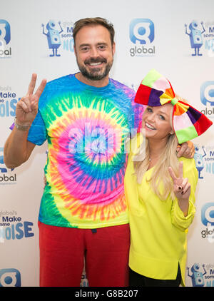 Jamie Theakston et Emma Bunton assistent à la Journée mondiale de la charité Make some Noise à la station de radio mondiale de Leicester Square, Londres. Banque D'Images