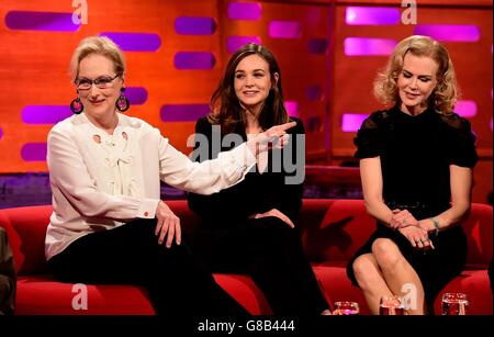 (De gauche à droite) Meryl Streep, Carey Mulligan et Nicole Kidman, pendant le tournage du Graham Norton Show aux London Studios, dans le sud de Londres, qui sera diffusé sur BBC One vendredi soir. Banque D'Images