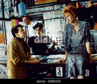 Jolie en rose, USA 1986, Regie : Howard Deutch, acteurs : jon Cryer, Annie Potts, Molly Ringwald Banque D'Images