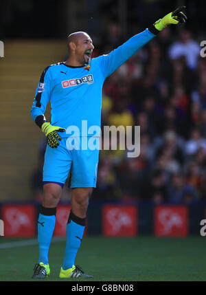 Football - Barclays Premier League - Watford / Crystal Palace - Vicarage Road. Le gardien de but de Watford Heurelho Gomes Banque D'Images