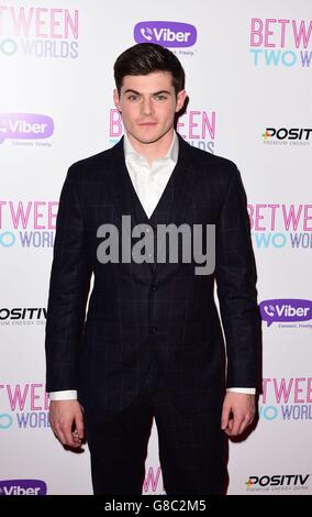 Entre deux mondes premiere - Londres Banque D'Images