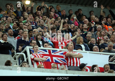 Football - Barclays Premier League - Newcastle United / Stoke City - St James' Park.Les fans de la ville de stoke dans les stands du parc St James' Park Banque D'Images