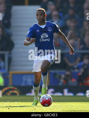 Football - Barclays Premier League - Everton / Liverpool - Goodison Park. Brendan Galloway, Everton Banque D'Images