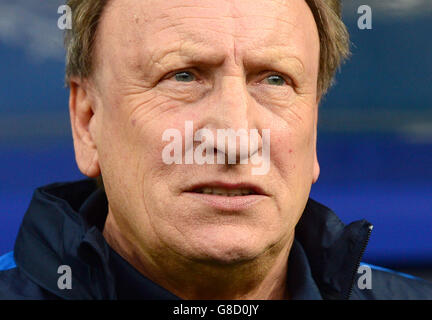 Soccer - championnat Sky Bet - Queens Park Rangers v Preston North End - Loftus Road. Neil Warnock, gestionnaire intérimaire des Rangers du parc Queens. Banque D'Images