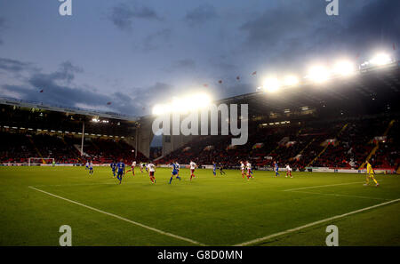 Vue générale en tant que Sheffield United prendre Worcester City dans l'Emirates FA Cup, premier match rond à Bramall Lane, Sheffield. APPUYEZ SUR ASSOCIATION photo. Date de la photo: Samedi 7 novembre 2015. Voir PA Story FOOTBALL Sheff Utd. Le crédit photo devrait se lire comme suit : David Davies/PA Wire. Aucune utilisation avec des fichiers audio, vidéo, données, listes de présentoirs, logos de clubs/ligue ou services « en direct » non autorisés. Banque D'Images