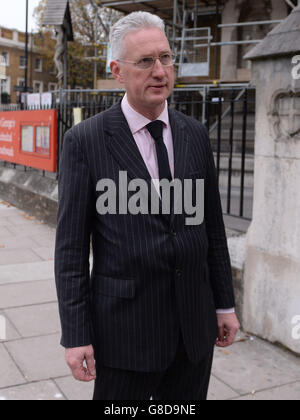 L'ancien député Lembit Opik arrive à la cathédrale St George à Londres pour un service commémoratif à l'ancien chef libéral démocrate Charles Kennedy, décédé en juin. Banque D'Images