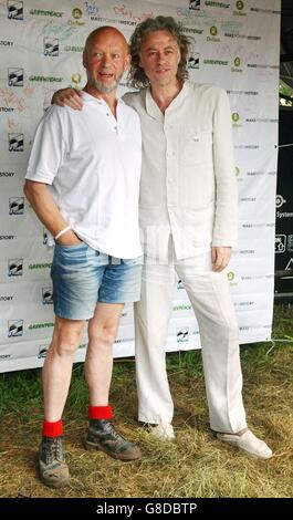 Glastonbury Festival 2005 - digne ferme.Michael Eavis (à gauche) et Sir Bob Geldof. Banque D'Images