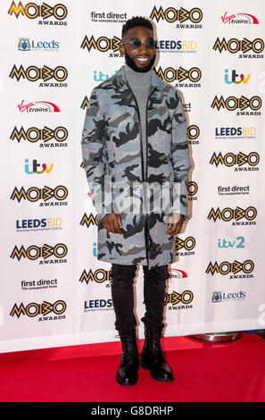 Tinée Tempah arrive aux Mobo Awards 2015, qui se tiennent au First Direct Arena de Leeds.APPUYEZ SUR ASSOCIATION photo.Voir l'histoire de PA SHOWBIZ Mobos.Date de la photo: Mercredi 4 novembre 2015.Le crédit photo devrait être : Katja Ogrin/PA Wire Banque D'Images