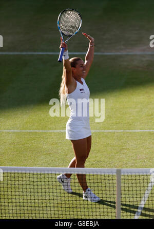 Wimbledon, Londres, Royaume-Uni. 07 juillet, 2016. Le tennis de Wimbledon Six Jours. Nombre de semences 19 Dudi Sela (SVK) célèbre sa victoire sur Eugenie Bouchard (CAN). Credit : Action Plus Sport Images/Alamy Live News Banque D'Images