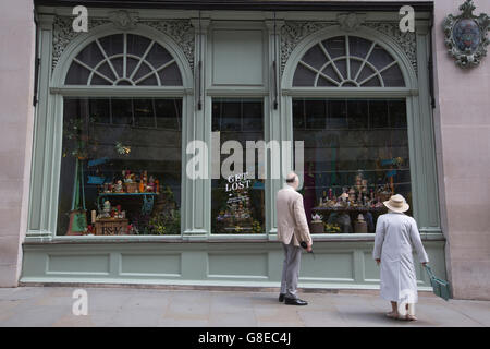 Fortnum & Mason, grand magasin haut de gamme situé sur Piccadilly, Londres, Angleterre, RU Banque D'Images