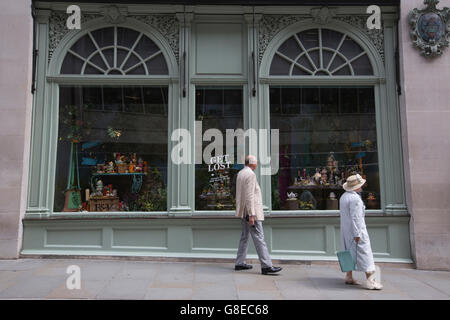 Fortnum & Mason, grand magasin haut de gamme situé sur Piccadilly, Londres, Angleterre, RU Banque D'Images