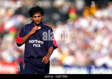 Cricket - Twenty20 Cup - Middlesex Crusaders v Surrey Lions - Lord's. Irfan Patan, Middlesex Crusaders Banque D'Images