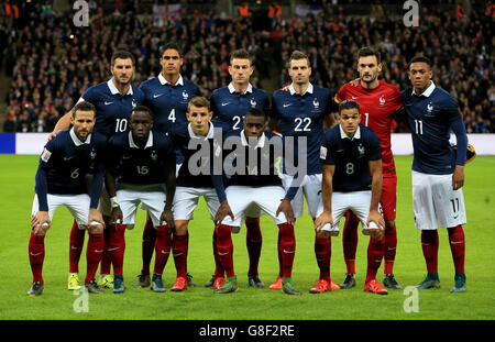 Équipe de France avant le match international amical au stade Wembley, Londres. APPUYEZ SUR ASSOCIATION photo. Date de la photo: Mardi 17 novembre 2015. Voir PA Story FOOTBALL England. Le crédit photo devrait se lire comme suit : Nick Potts/PA Wire. RESTRICTIONS : utilisation soumise à des restrictions FA. Utilisation commerciale uniquement avec le consentement écrit préalable de l'AC. Aucune modification sauf le recadrage. Appelez le +44 (0)1158 447447 ou consultez le site paphotos.com/info pour obtenir des restrictions complètes et de plus amples informations. Banque D'Images