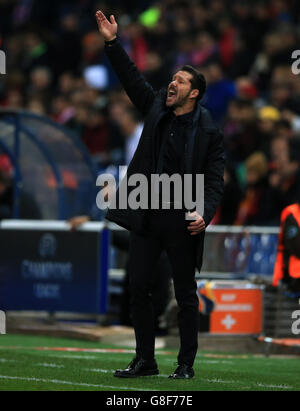 Atletico Madrid / Galatasaray - Ligue des champions de l'UEFA - Groupe C - Estadio Vicente Calderon.Atletico Madrid entraîneur en chef Diego Simeone en 2.0 gagne sur Galatasaray Banque D'Images