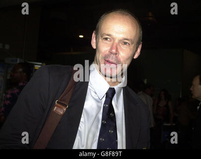 Rugby Union - visite des Lions britanniques et irlandais - aéroport de Heathrow.Sir Clive Woodward, entraîneur-chef des Lions britanniques et irlandais. Banque D'Images