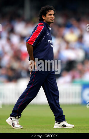 Cricket - Twenty20 Cup - Surrey Lions contre Middlesex Crusaders - The Brit Oval. Irfan Patan, Middlesex Crusaders Banque D'Images