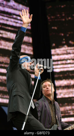 Concert live 8 - Hyde Park. Michael Stipe de REM en scène. Banque D'Images