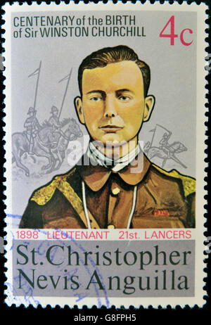 ST CHRISTOPHER NEVIS ANGUILLA - circa 1974 : timbre imprimé à St Christopher et Nevis Anguilla montre Winston Churchill à l'ONU Banque D'Images