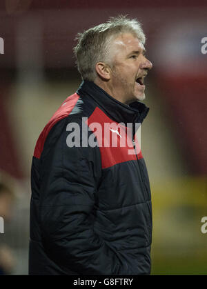 Martin Ling, directeur municipal de Swindon, lors du match contre Scunthorpe lors du match de la Sky Bet League One au terrain du comté de Swindon. Banque D'Images