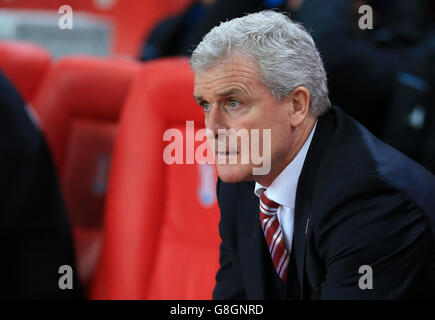 Stoke City / Sheffield mercredi - Capital One Cup - quart de finale - Britannia Stadium.Mark Hughes, directeur de la ville de Stoke avant la finale de la Capital One Cup, quart au stade Britannia, Stoke-on-Trent. Banque D'Images