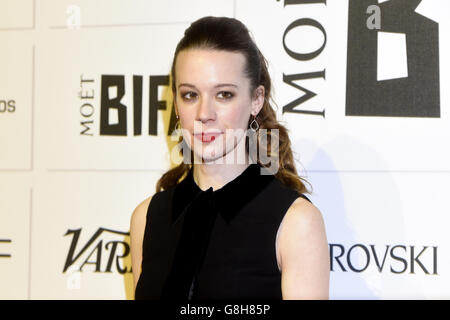 Chloe Pirrie arrive aux Moet British Independent film Awards, au Old Billingsgate Market, Londres. Banque D'Images