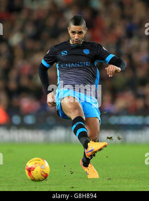 Stoke City / Sheffield mercredi - Capital One Cup - quart de finale - Britannia Stadium. Lewis McGugan de Sheffield Wednesday Banque D'Images