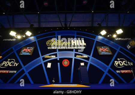 2015 William Hill PDC World Championship - première journée - Alexandra Palace.Vue générale de l'Oche avant le début de la première journée du Championnat du monde William Hill PDC à Alexandra Palace, Londres. Banque D'Images