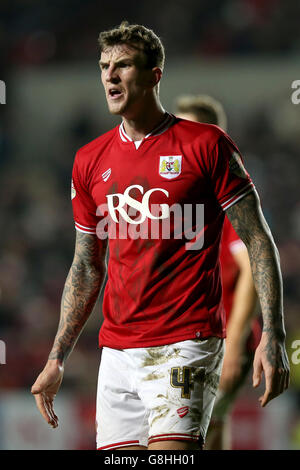 Bristol City et Charlton Athletic - Sky Bet Championship - Ashton Gate. Aden Flint de Bristol City Banque D'Images