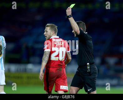 Football - Championnat Sky Bet - Huddersfield Town / Charlton Athletic - Stade John Smith. Chris Solly de Charlton Athletic est réservé Banque D'Images