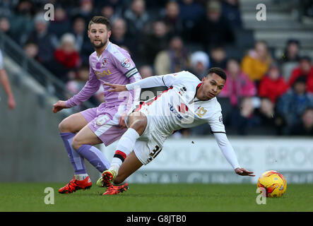 MK Dons v Lecture - Sky Bet Championship - Stadium mk Banque D'Images